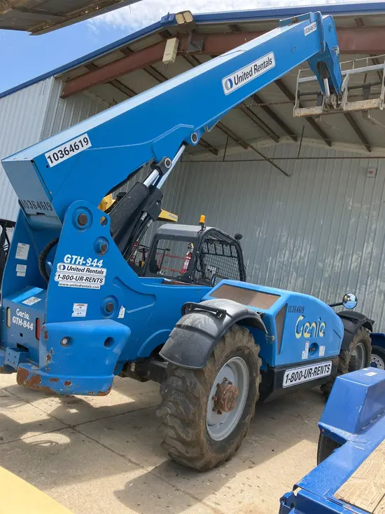 2015 Genie GTH-844 Forklift
