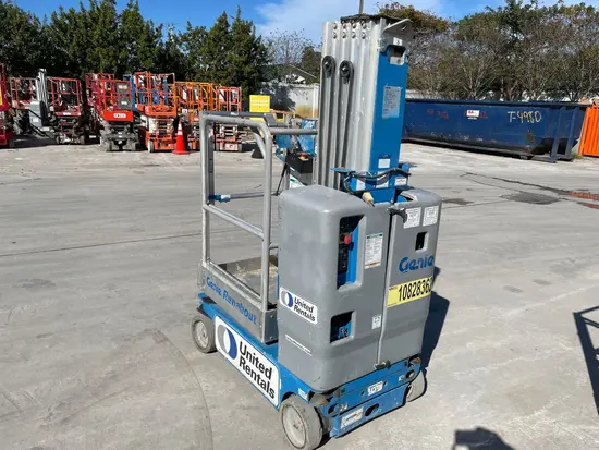 2018 Genie GR-20 Self-Propelled One-Person Lift