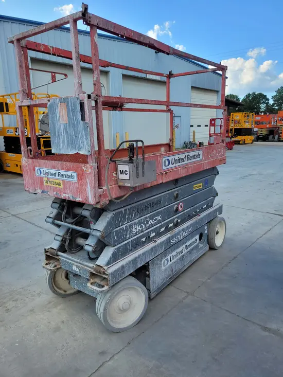 2018 Skyjack SJIII3226 Scissor Lift
