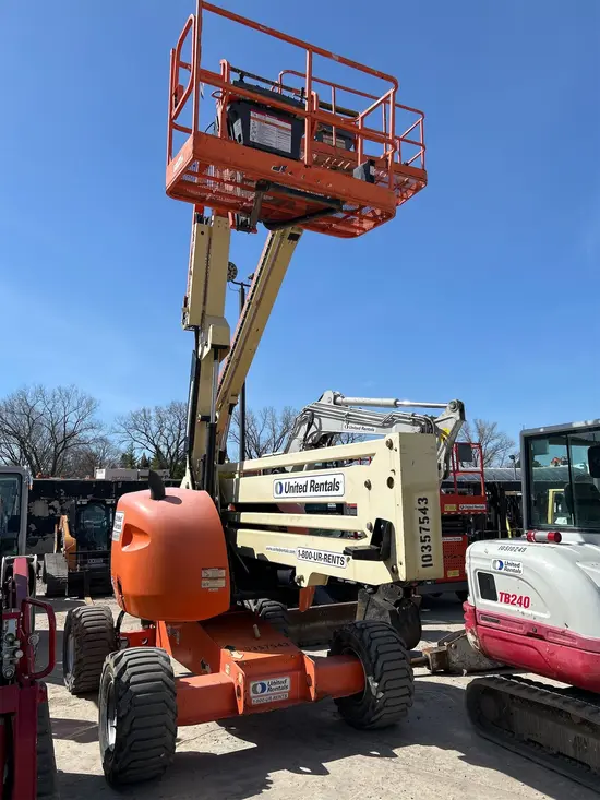 2015 JLG 450AJ Articulating Boom Lift