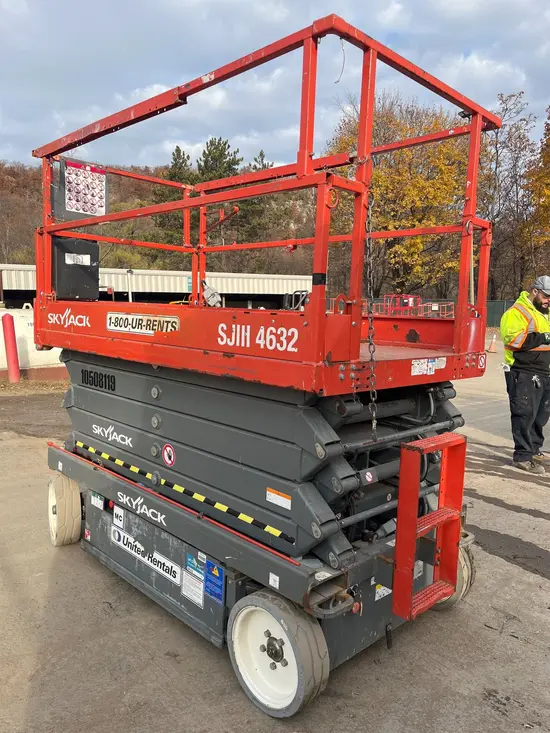2016 Skyjack SJIII4632 Scissor Lift