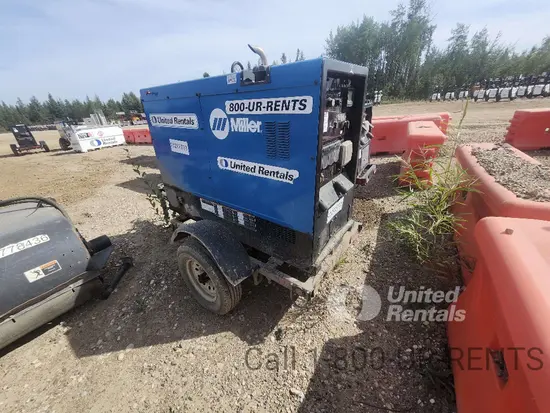 2021 Miller Welders Big Blue 500 Welder