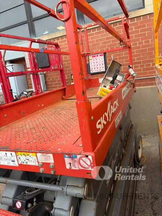 2018 Skyjack SJIII3226 Scissor Lift