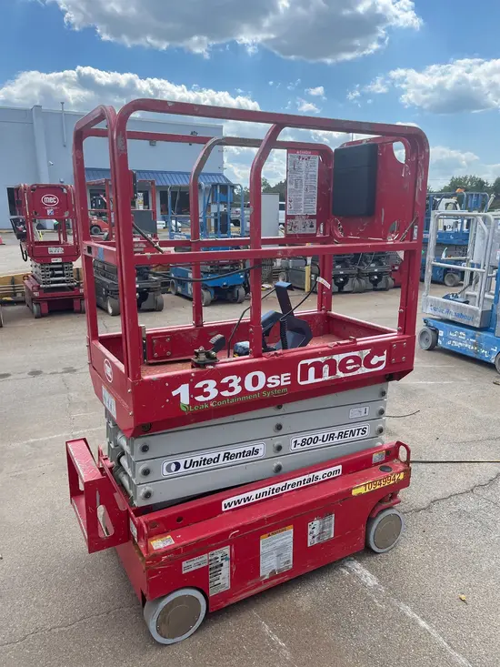 2019 MEC 1330SE Scissor Lift