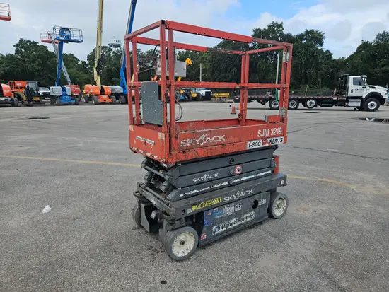 2018 Skyjack SJIII3219 Scissor Lift