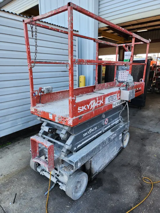 2018 Skyjack SJIII3219 Scissor Lift