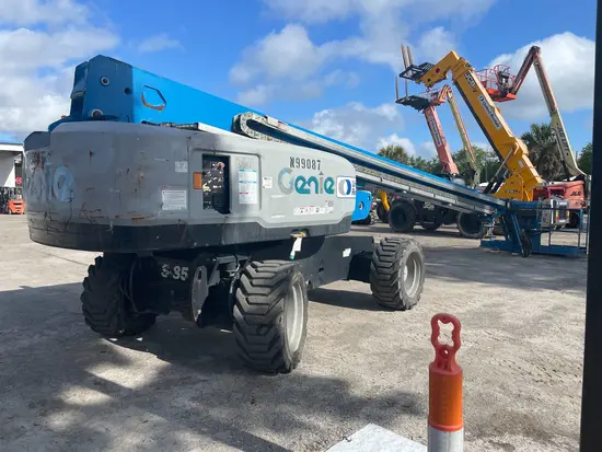 2017 Genie S-85 Boom Lift