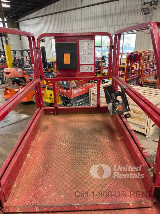 2018 MEC 4046SE Scissor Lift