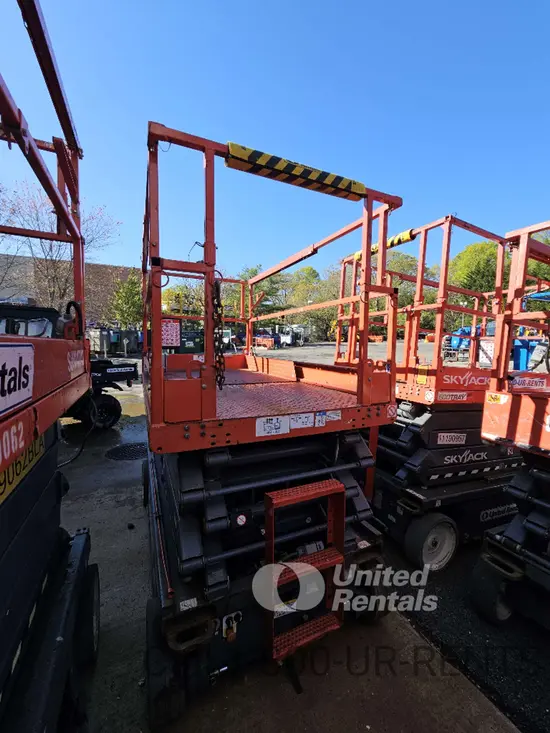 2017 Skyjack SJIII4632 Scissor Lift