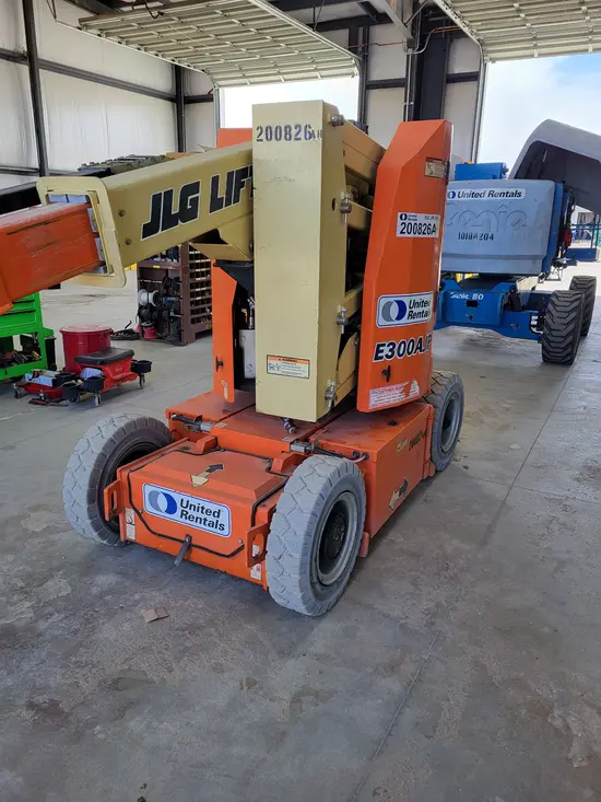 2018 JLG E300AJP Articulating Boom Lift