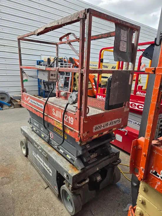 2016 Skyjack SJIII3219 Scissor Lift