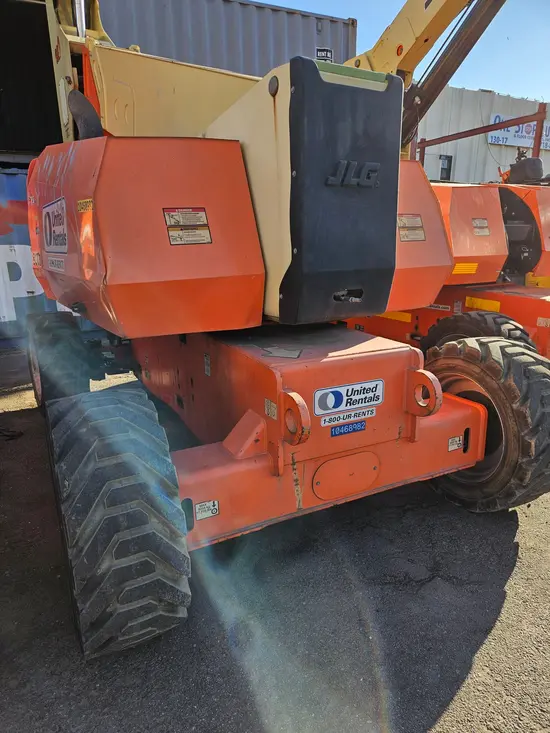 2016 JLG 800AJ Articulating Boom Lift