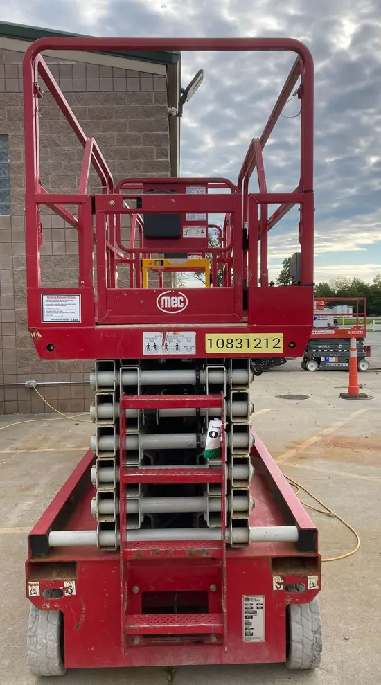 2018 MEC 4046SE Scissor Lift