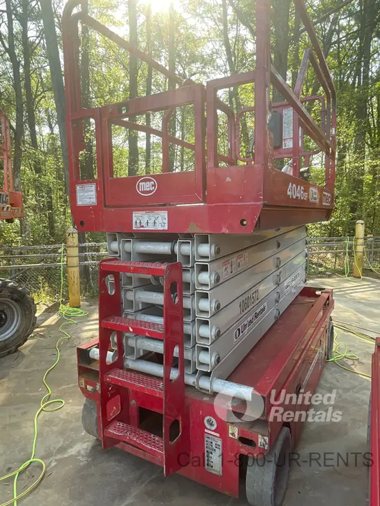 2017 MEC 4046SE Scissor Lift