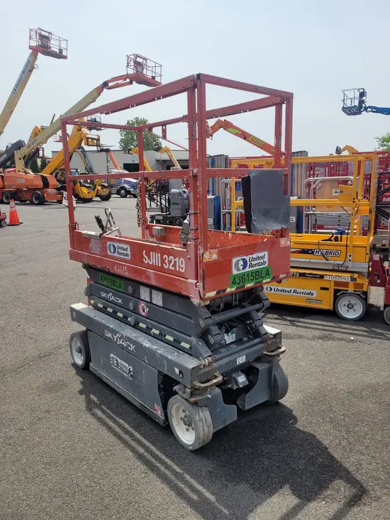 2017 Skyjack SJIII3219 Scissor Lift
