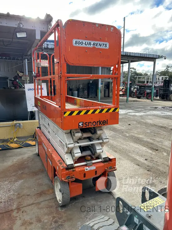 2020 Snorkel S3226E Scissor Lift