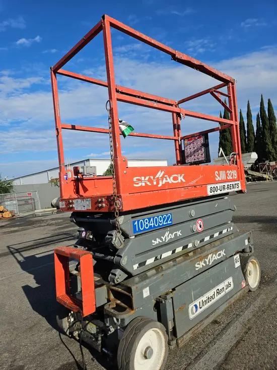 2018 Skyjack SJIII3219 Scissor Lift