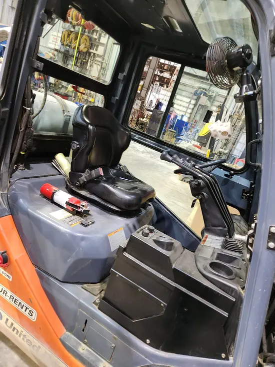 2017 Toyota 8FGU30 Warehouse Forklift