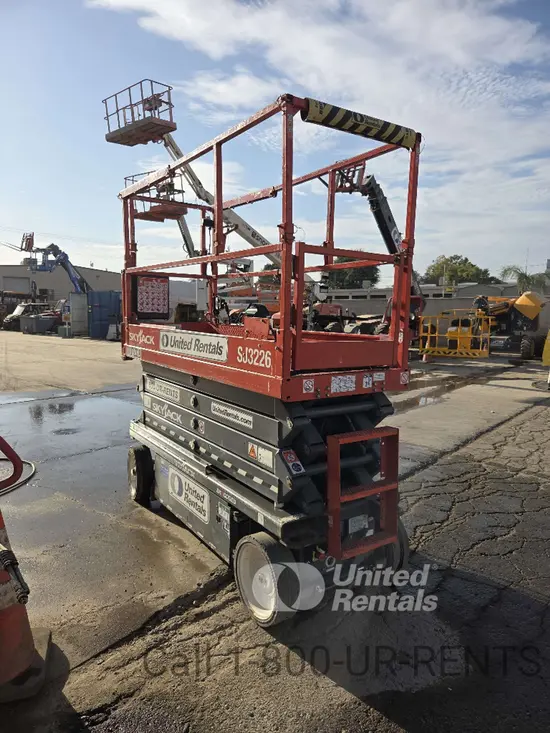 2020 Skyjack SJ3226 Scissor Lift