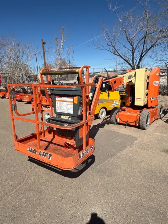 2018 JLG E300AJP Articulating Boom Lift