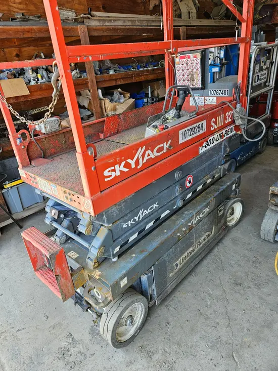 2018 Skyjack SJIII3219 Scissor Lift