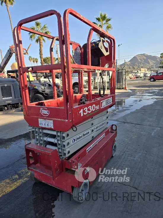 2019 MEC 1330SE Scissor Lift