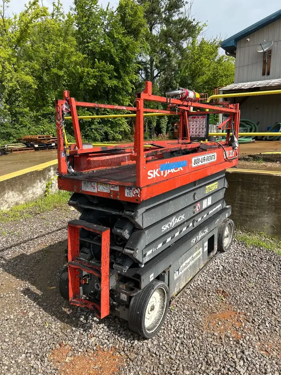 2019 Skyjack SJIII3226 Scissor Lift