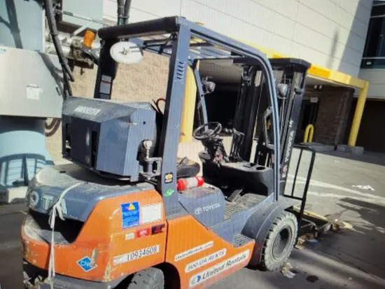 2019 Toyota 8FGU25CNG Warehouse Forklift