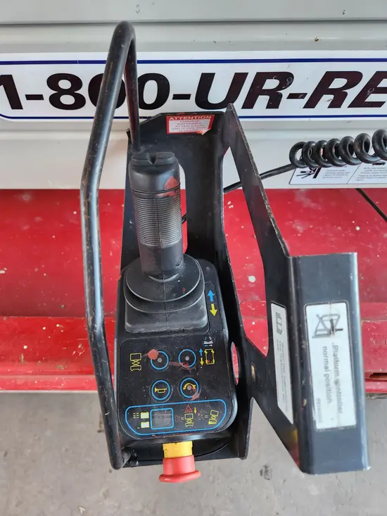2017 MEC 3346SE Scissor Lift