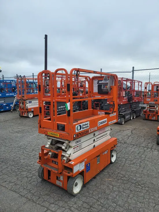 2019 Snorkel S3219E Scissor Lift