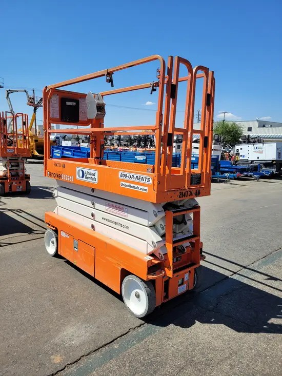 2018 Snorkel S3226E Scissor Lift