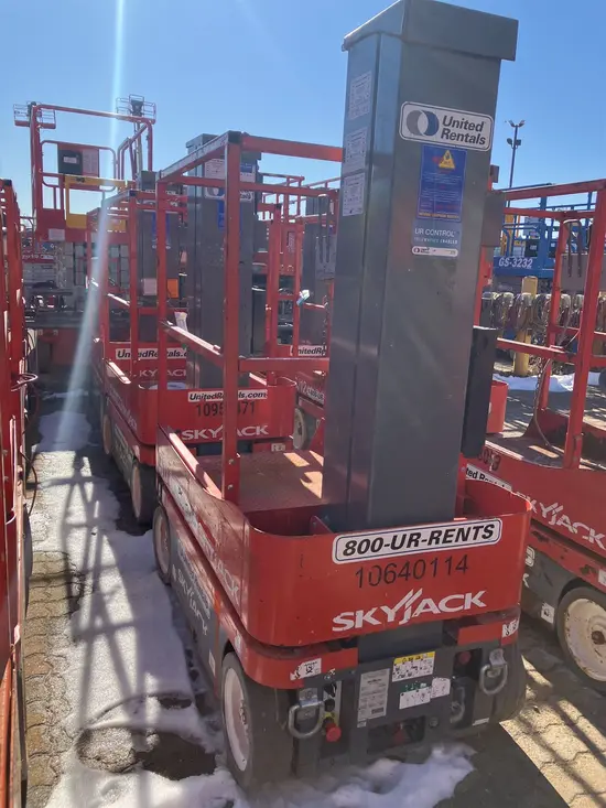 2017 Skyjack SJ12 Self-Propelled One-Person Lift