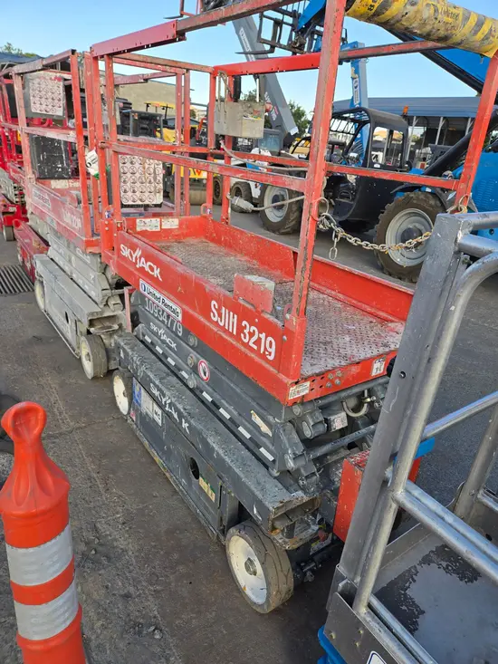 2019 Skyjack SJIII3219 Scissor Lift