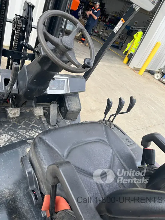 2022 Doosan G25E-7DF Warehouse Forklift