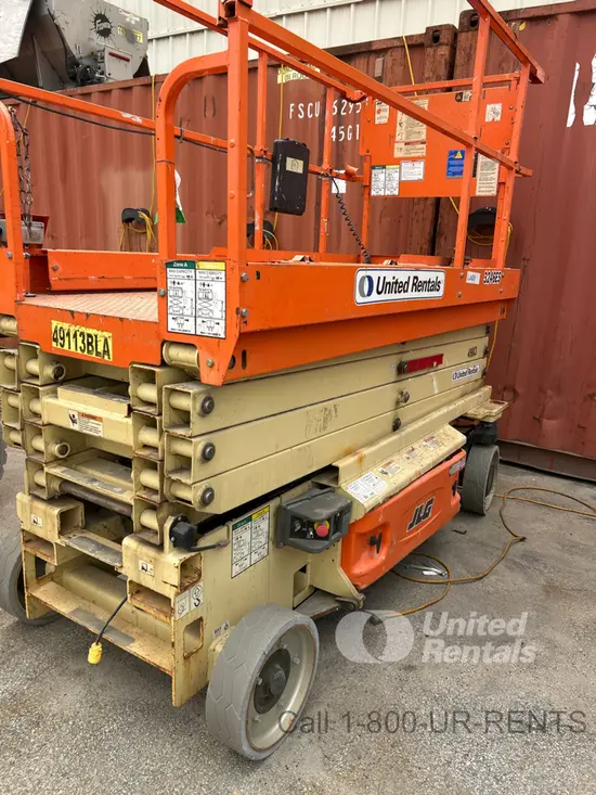 2017 JLG 3246ES Scissor Lift