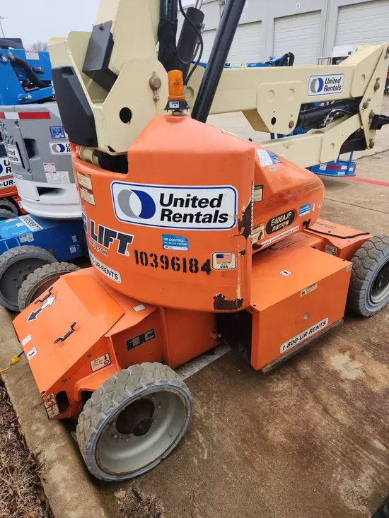 2015 JLG E400AJPN Articulating Boom Lift