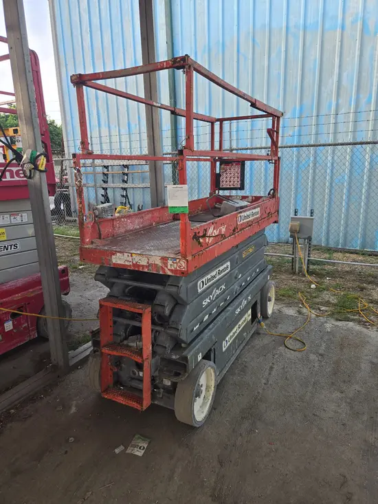 2017 Skyjack SJIII3226 Scissor Lift