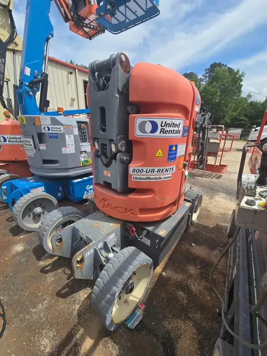 2018 Skyjack SJ30ARJE Articulating Boom Lift