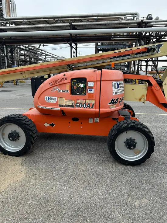 2016 JLG 600AJ Articulating Boom Lift