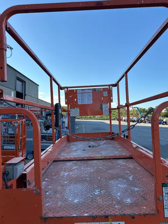 2017 JLG 3246ES Scissor Lift
