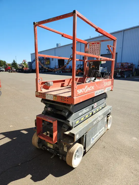 2016 Skyjack SJIII3219 Scissor Lift