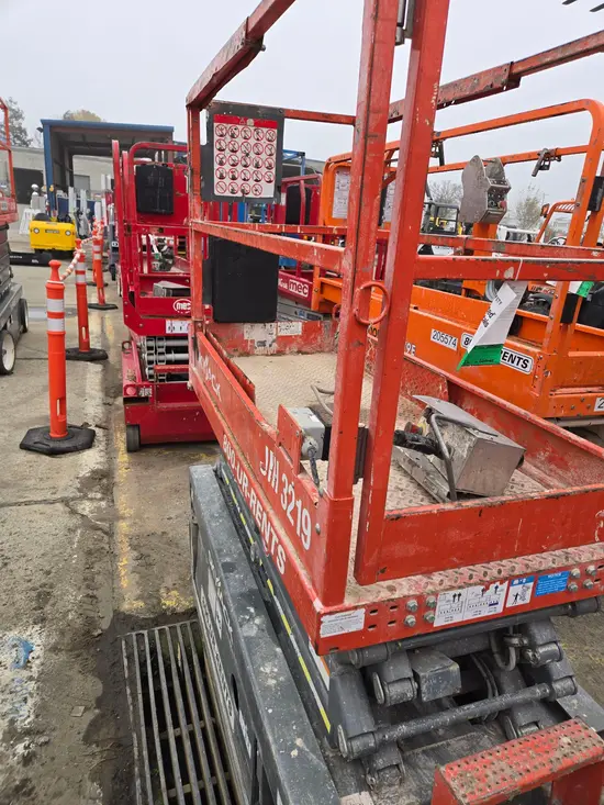 2016 Skyjack SJIII3219 Scissor Lift