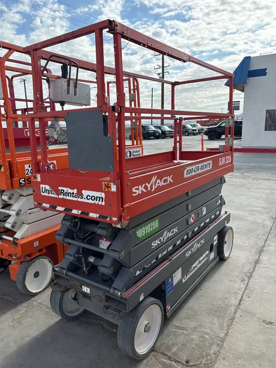 2019 Skyjack SJIII3226 Scissor Lift
