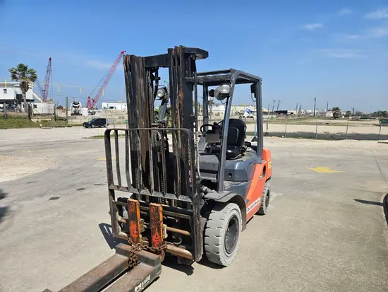 2019 Toyota 8FDU25 Forklift