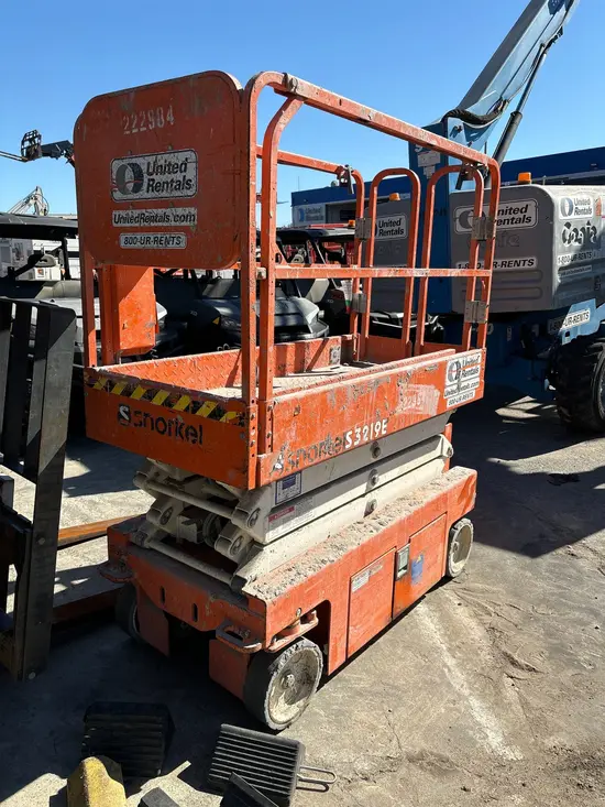 2019 Snorkel S3219E Scissor Lift