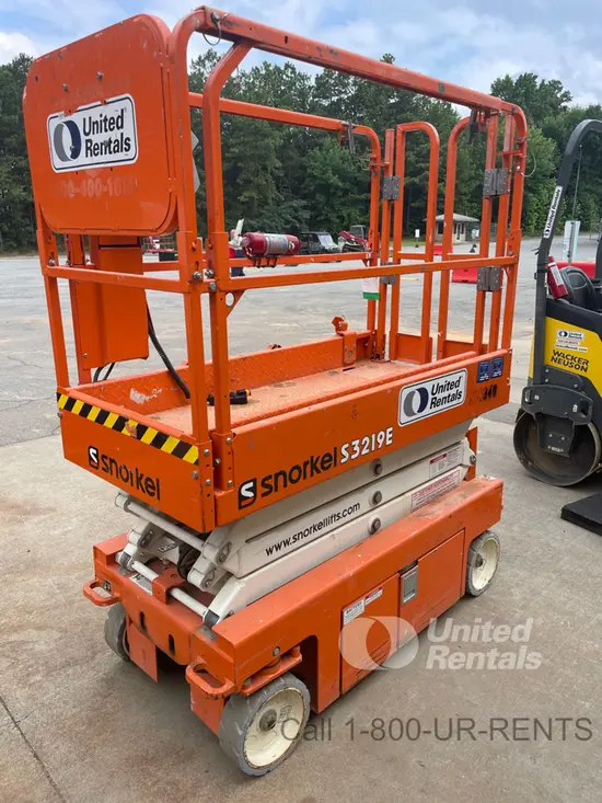 2022 Snorkel S3219E Scissor Lift