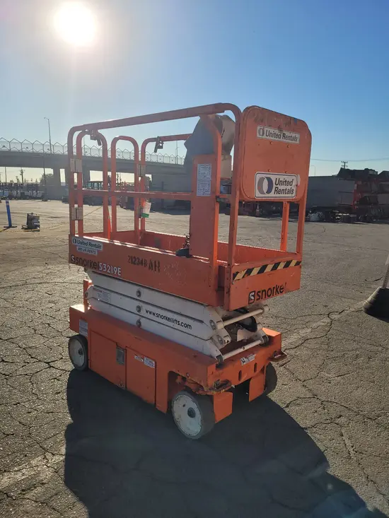 2018 Snorkel S3219E Scissor Lift