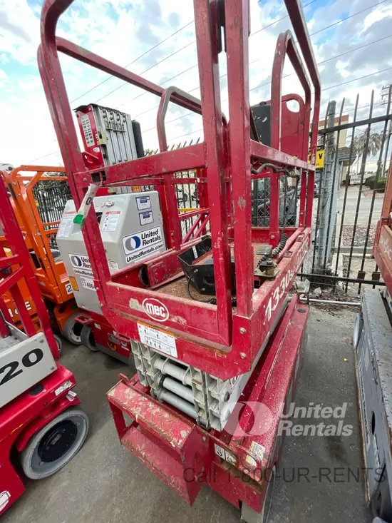 2018 MEC 1330SE Scissor Lift