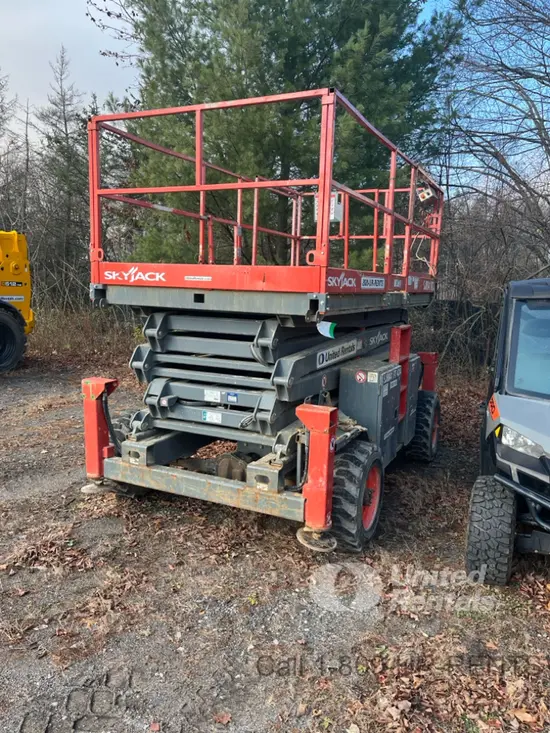 2019 Skyjack SJ8841RT Rough Terrain Scissor Lift