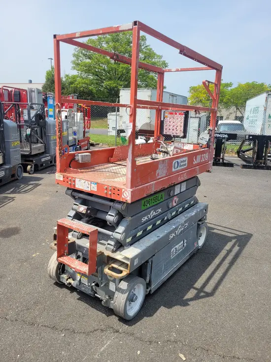 2017 Skyjack SJIII3219 Scissor Lift